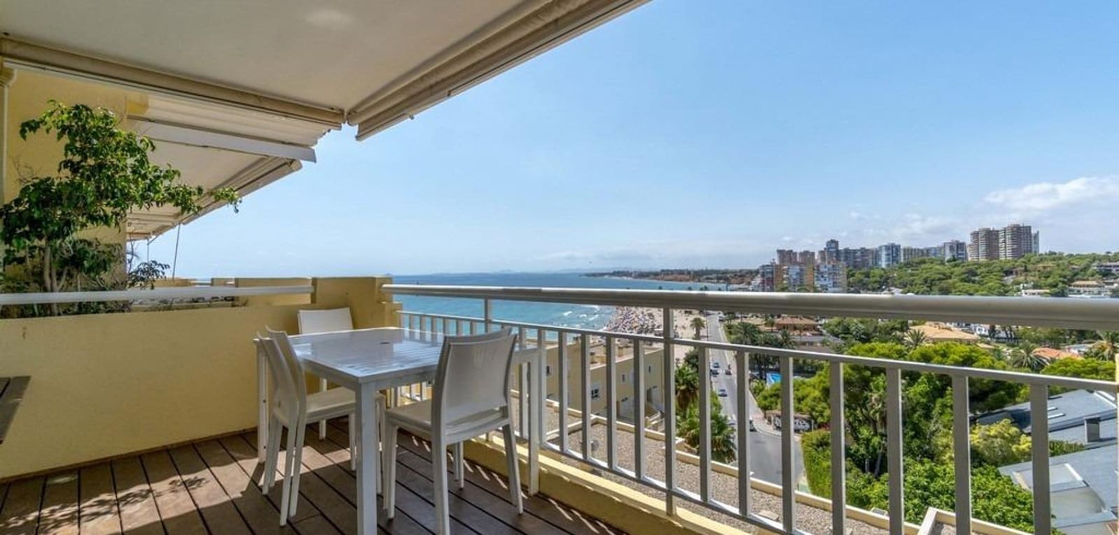 Apartamento de 3 habitaciones en Campoamor en venta con piscina - 365.000 € (Ref: 9343466)