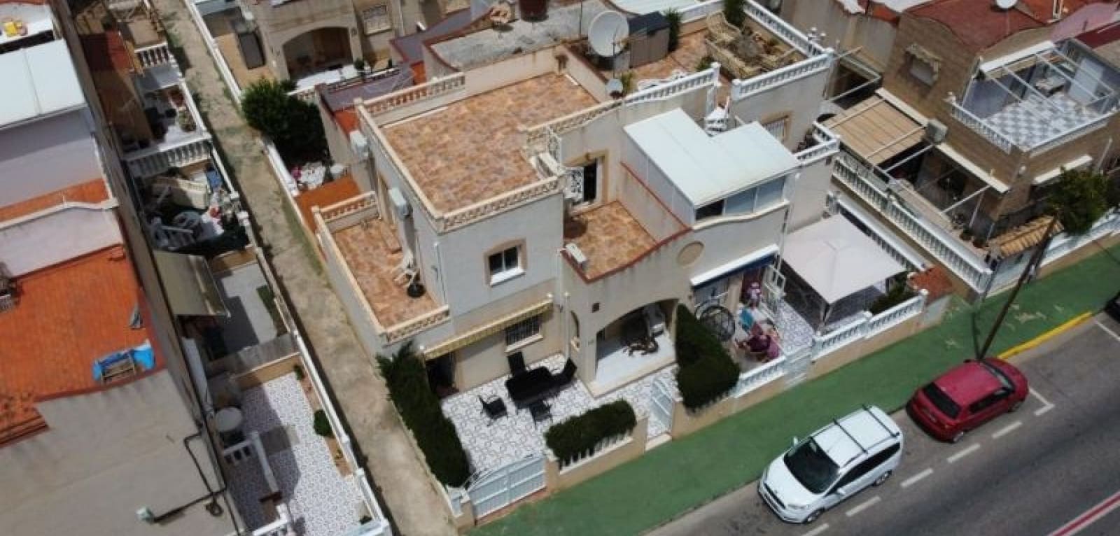 3 soveværelse Lejlighed til salg i Torrevieja med swimmingpool - € 236.995 (Ref: 9343470)