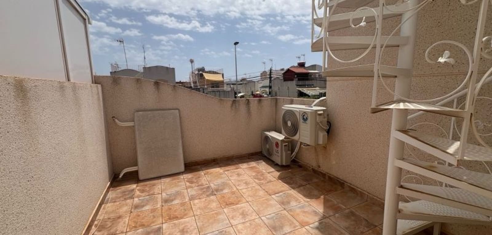 3 soveværelse Lejlighed til salg i Torrevieja med swimmingpool - € 236.995 (Ref: 9343470)