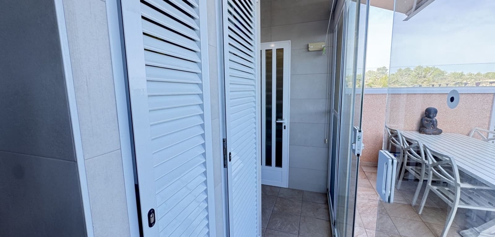 2 bedroom Apartment for sale in Villamartin with pool - € 289,000 (Ref: 9343472)