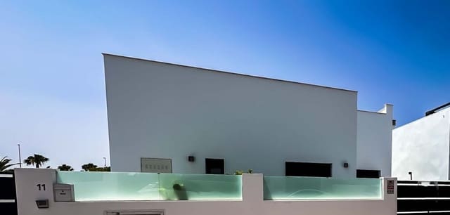 Chalet de 3 habitaciones en Lo Pagan, San Pedro del Pinatar en venta con piscina - 519.900 € (Ref: 9343476)