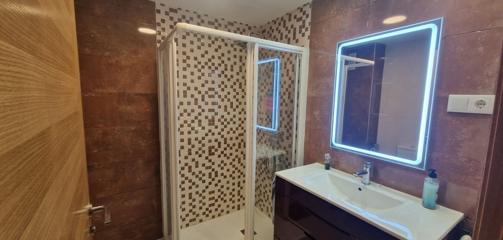 3 bedroom Apartment for sale in Torrevieja with pool - € 335,000 (Ref: 9343477)