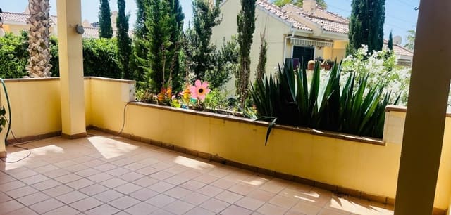 2 slaapkamer Appartement te koop in Campoamor, Orihuela met zwembad - € 199.000 (Ref: 9345551)