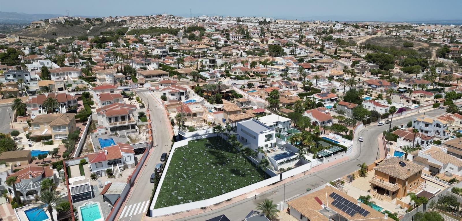 3 soveværelse Villa til salg i Ciudad Quesada med swimmingpool - € 1.050.000 (Ref: 9345557)