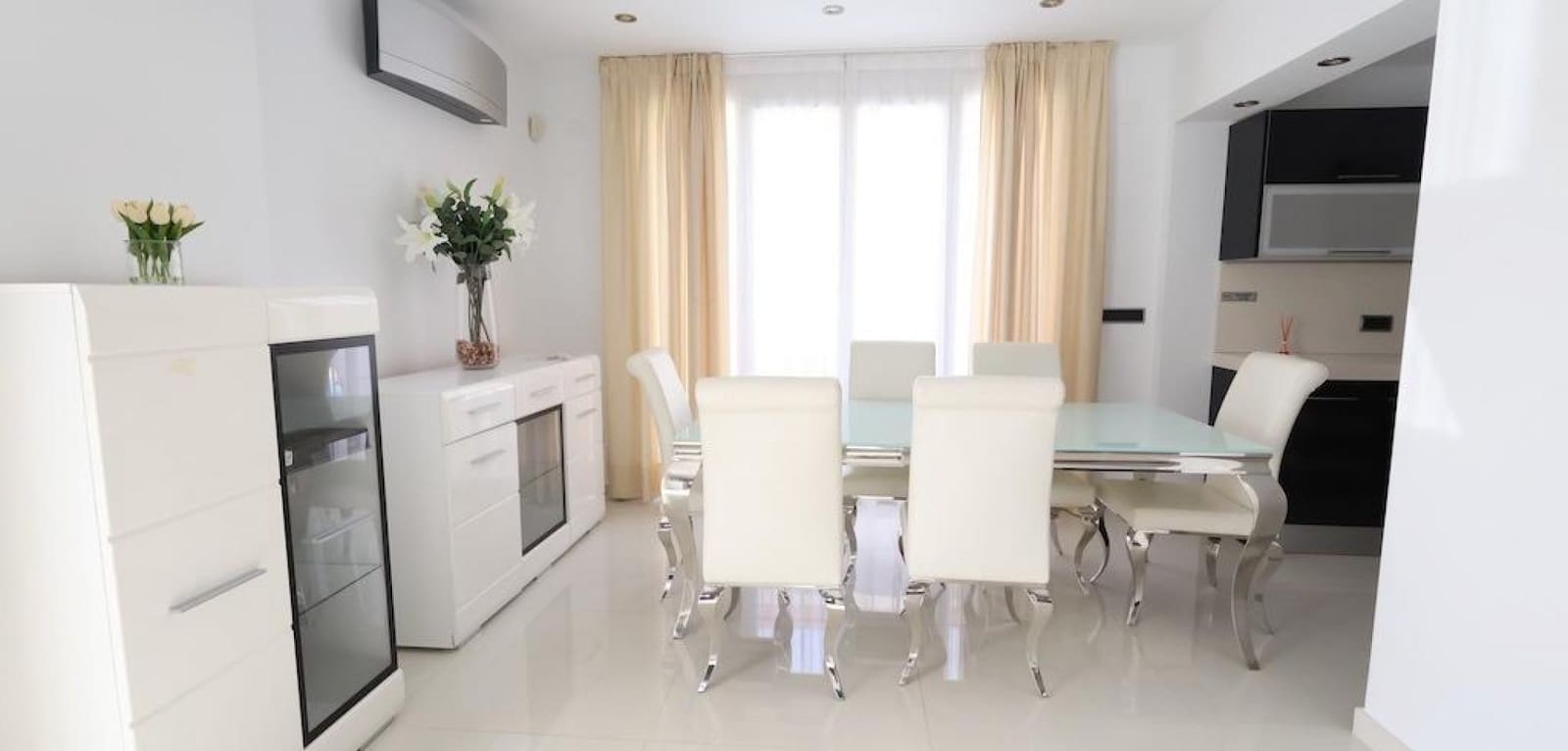 4 slaapkamer Villa te koop in Cabo Roig met zwembad - € 1.190.000 (Ref: 9345558)