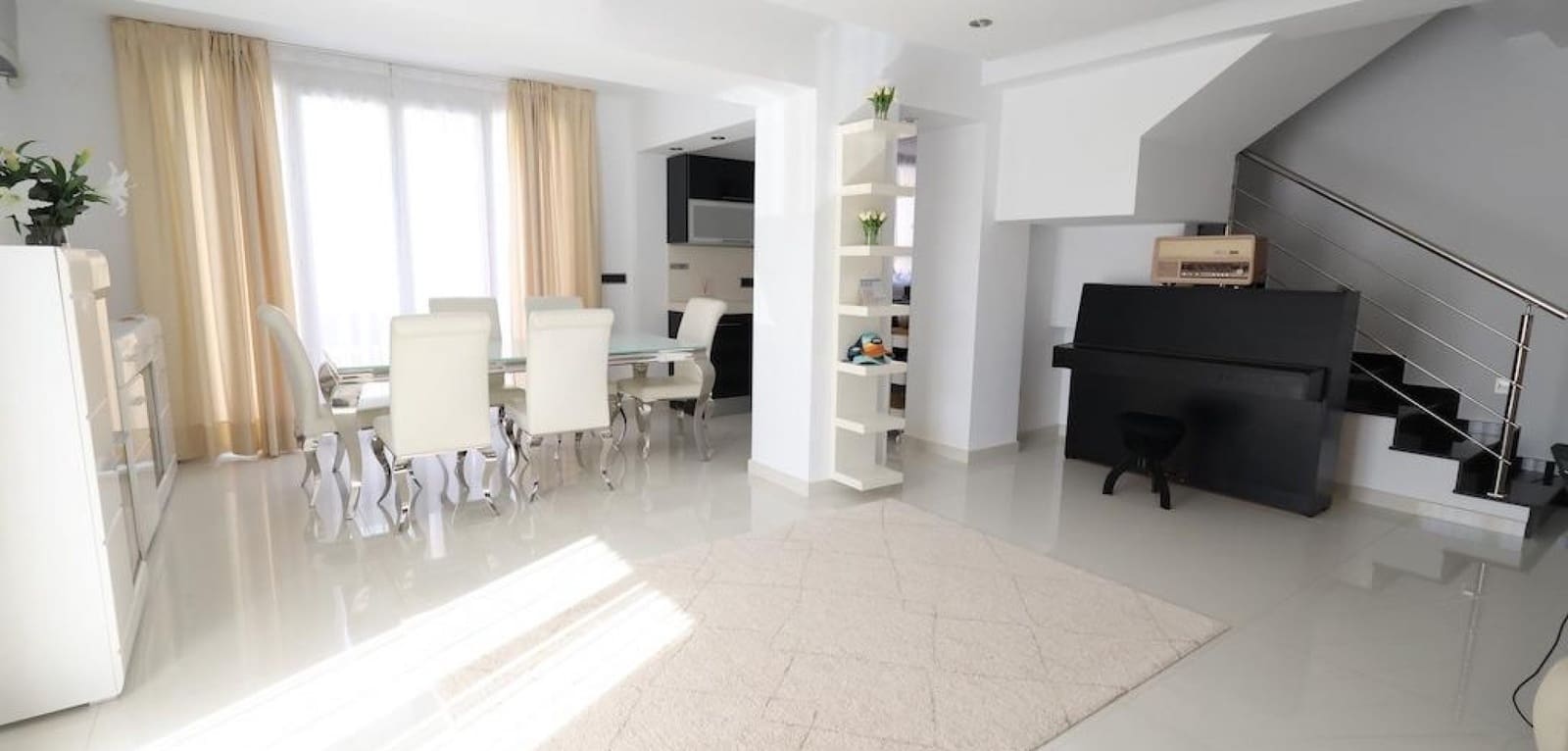 4 slaapkamer Villa te koop in Cabo Roig met zwembad - € 1.190.000 (Ref: 9345558)