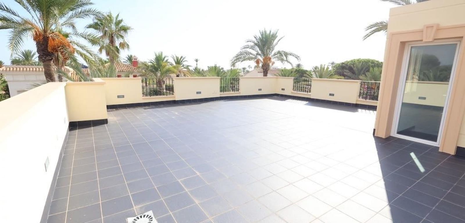 4 slaapkamer Villa te koop in Cabo Roig met zwembad - € 1.190.000 (Ref: 9345558)