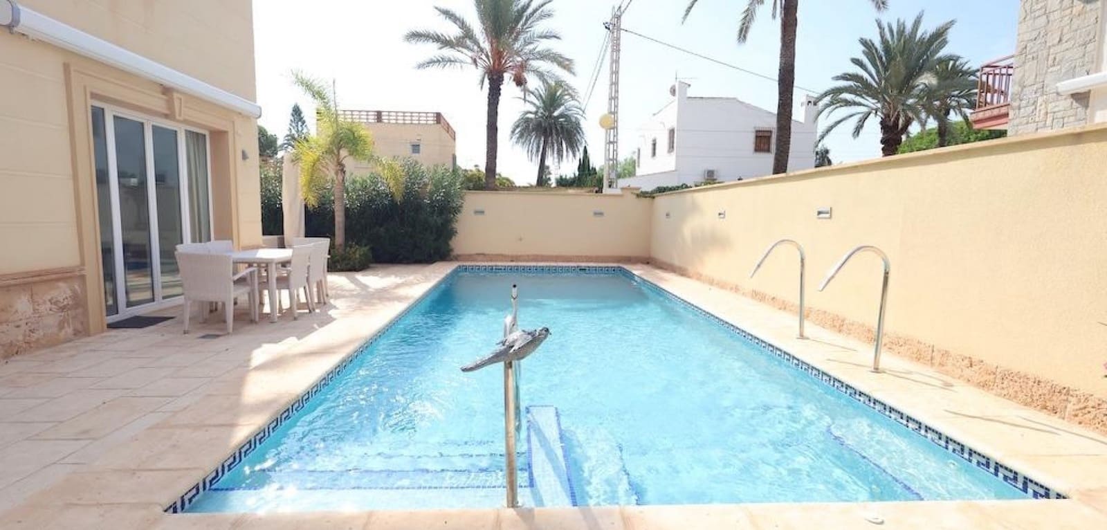 4 slaapkamer Villa te koop in Cabo Roig met zwembad - € 1.190.000 (Ref: 9345558)