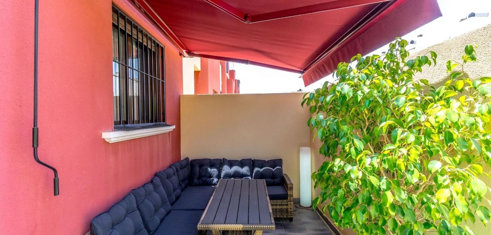 3 soverom Hus til salgs i Torrevieja med svømmebasseng - € 319 900 (Ref: 9353969)