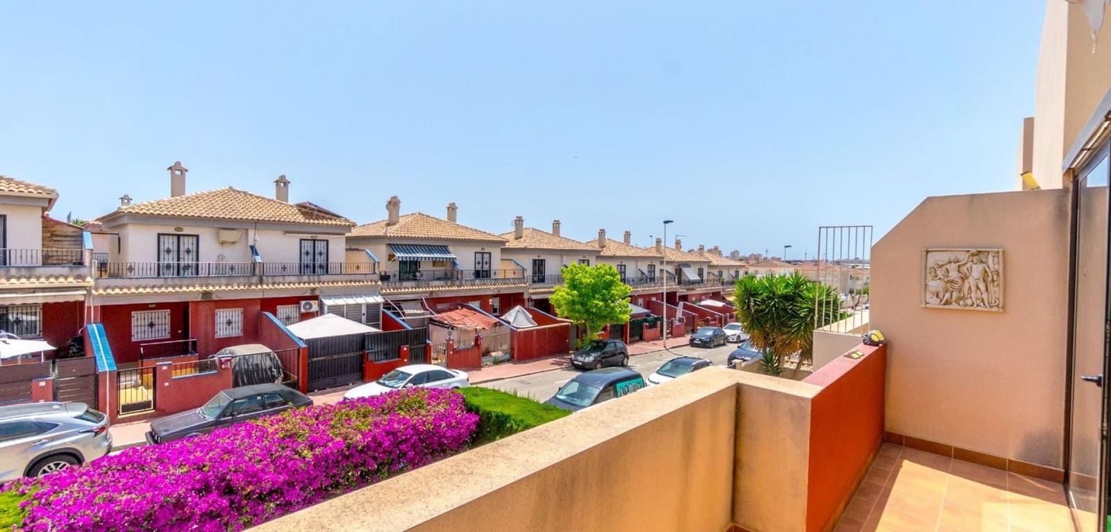 3 soverom Hus til salgs i Torrevieja med svømmebasseng - € 319 900 (Ref: 9353969)