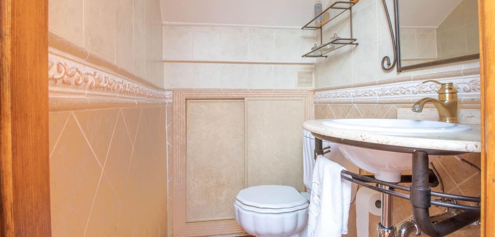 4 soveværelse Byhus til salg i La Zenia med swimmingpool - € 360.000 (Ref: 9356535)