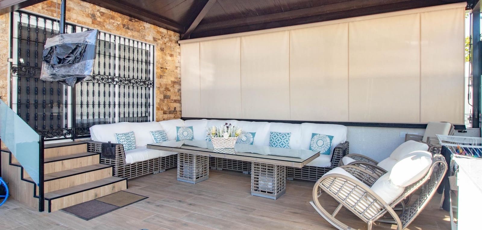 4 soveværelse Byhus til salg i La Zenia med swimmingpool - € 360.000 (Ref: 9356535)