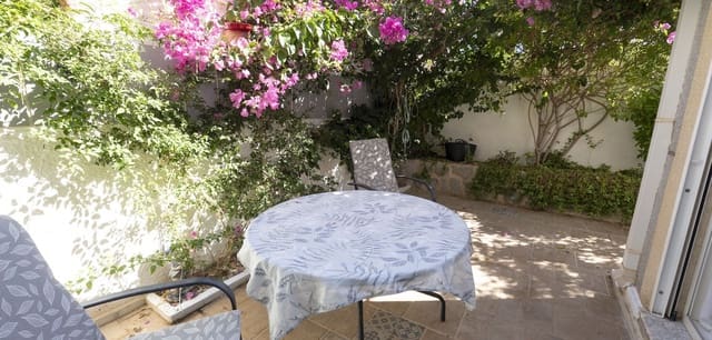 3 quarto Moradia para venda em San Luis, Torrevieja com piscina - 335 000 € (Ref: 9356538)