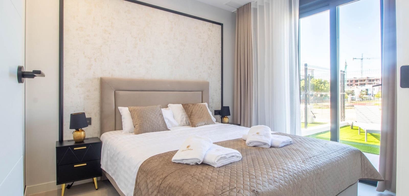 3 makuuhuone Huoneisto myytävänä paikassa Orihuela Costa mukana uima-altaan - 395 000 € (Ref: 9356935)