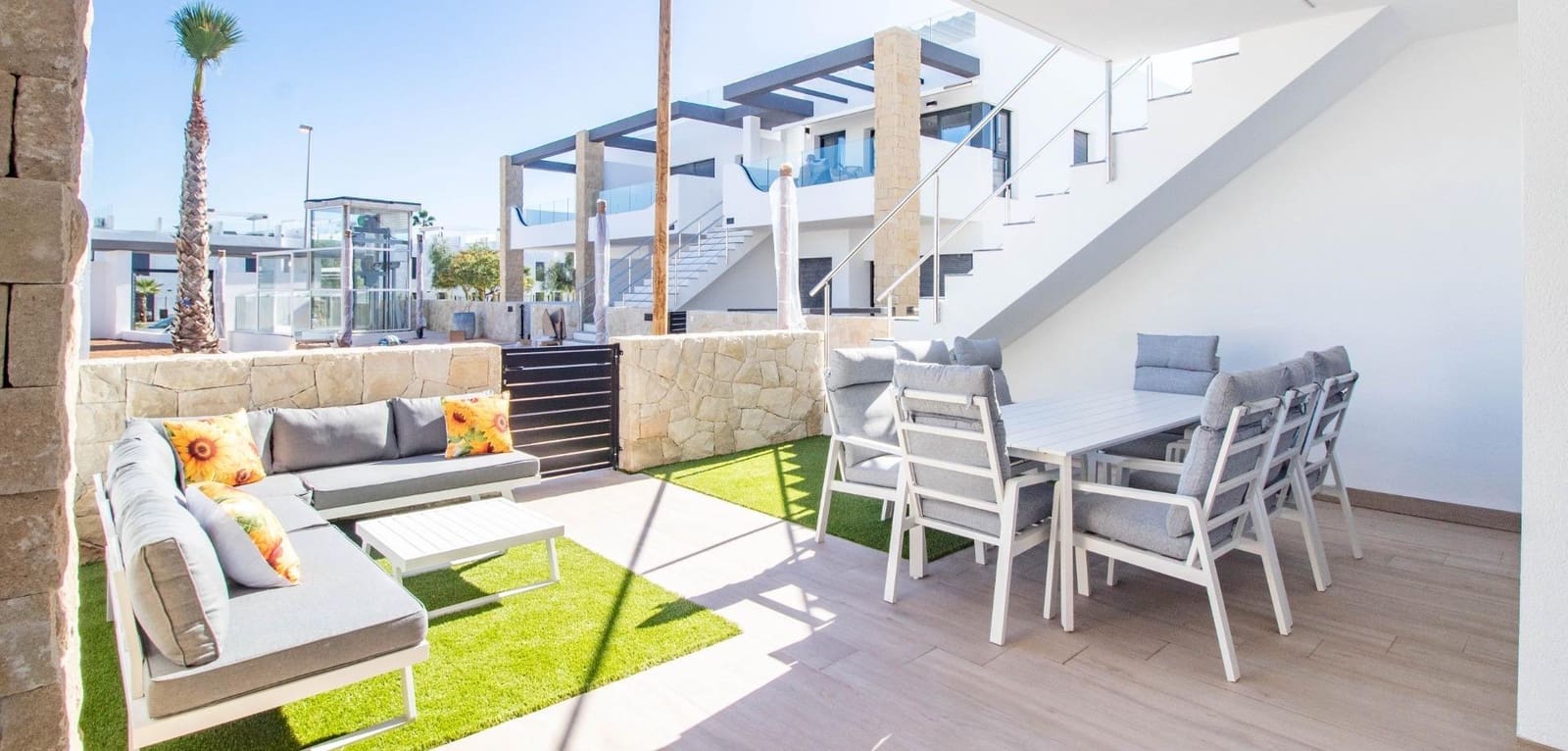 3 makuuhuone Huoneisto myytävänä paikassa Orihuela Costa mukana uima-altaan - 395 000 € (Ref: 9356935)