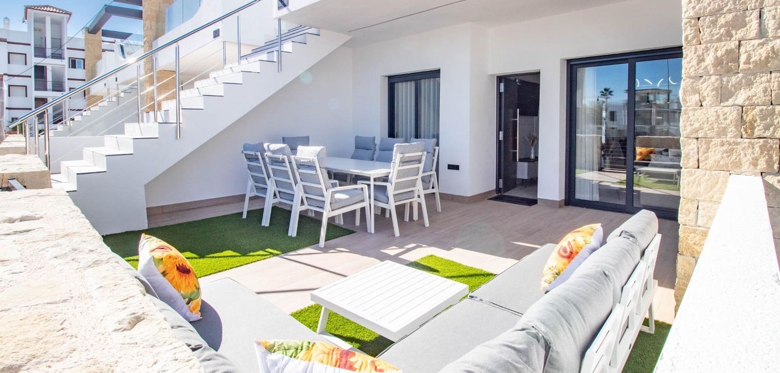 3 makuuhuone Huoneisto myytävänä paikassa Orihuela Costa mukana uima-altaan - 395 000 € (Ref: 9356935)