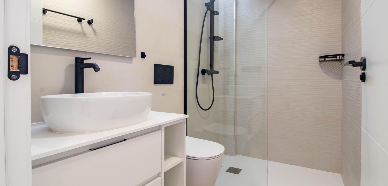 2 makuuhuone Huoneisto myytävänä paikassa Orihuela Costa mukana uima-altaan - 385 000 € (Ref: 9356936)