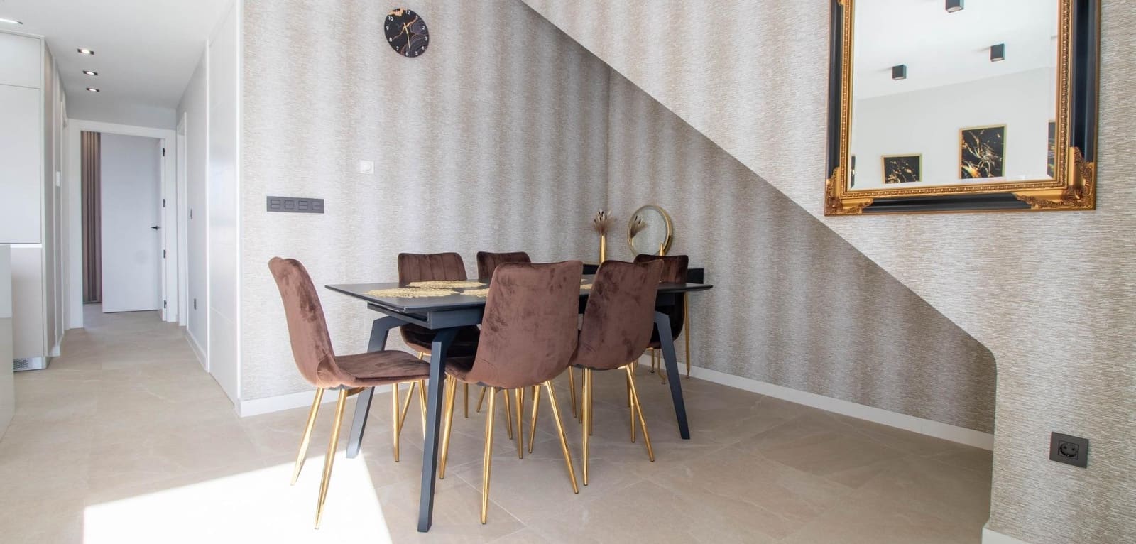 2 makuuhuone Huoneisto myytävänä paikassa Orihuela Costa mukana uima-altaan - 385 000 € (Ref: 9356936)