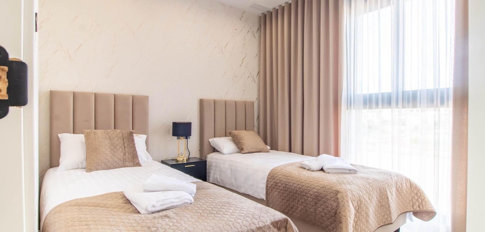 2 makuuhuone Huoneisto myytävänä paikassa Orihuela Costa mukana uima-altaan - 385 000 € (Ref: 9356936)