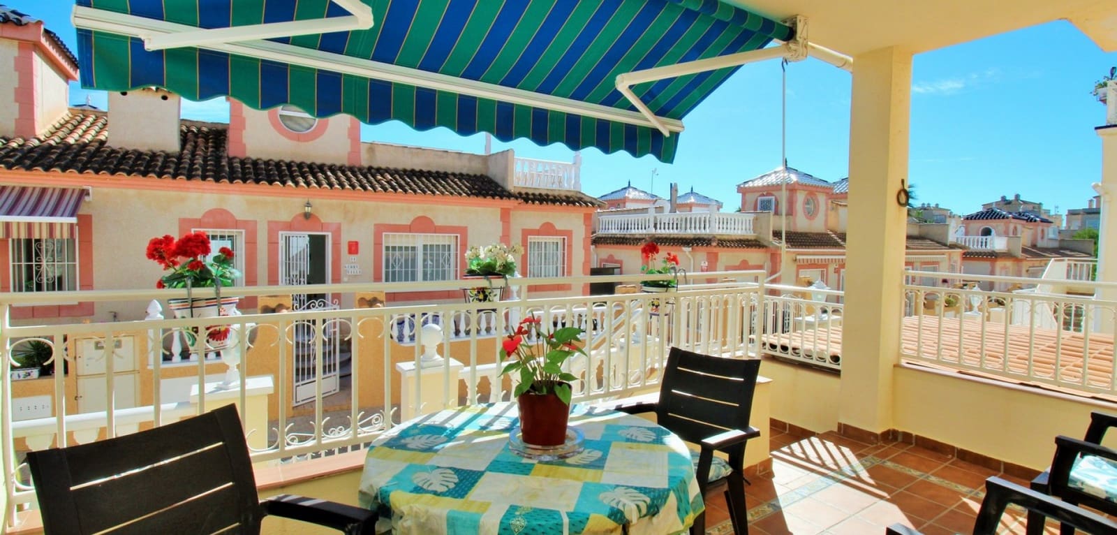 2 slaapkamer Appartement te koop in Playa Flamenca met zwembad - € 199.000 (Ref: 9356937)