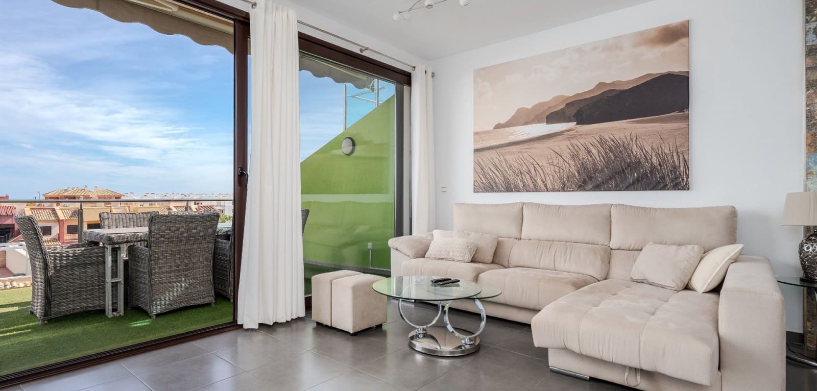 3 makuuhuone Huoneisto myytävänä paikassa Orihuela Costa mukana uima-altaan - 359 000 € (Ref: 9360271)