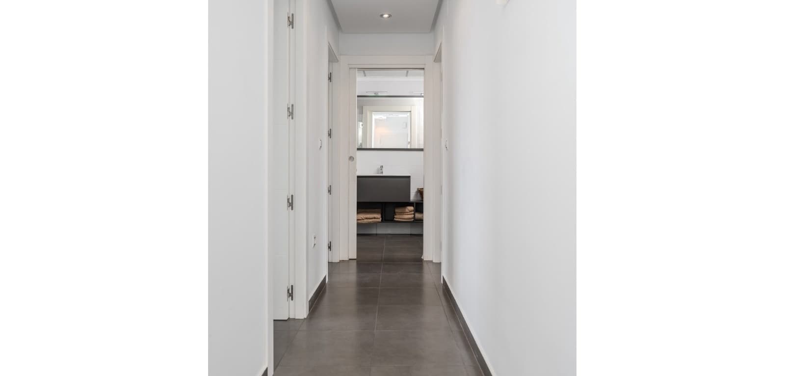 3 makuuhuone Huoneisto myytävänä paikassa Orihuela Costa mukana uima-altaan - 359 000 € (Ref: 9360271)