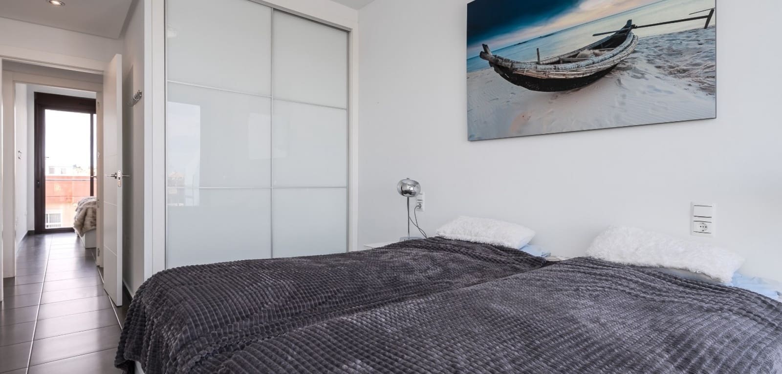 3 makuuhuone Huoneisto myytävänä paikassa Orihuela Costa mukana uima-altaan - 359 000 € (Ref: 9360271)