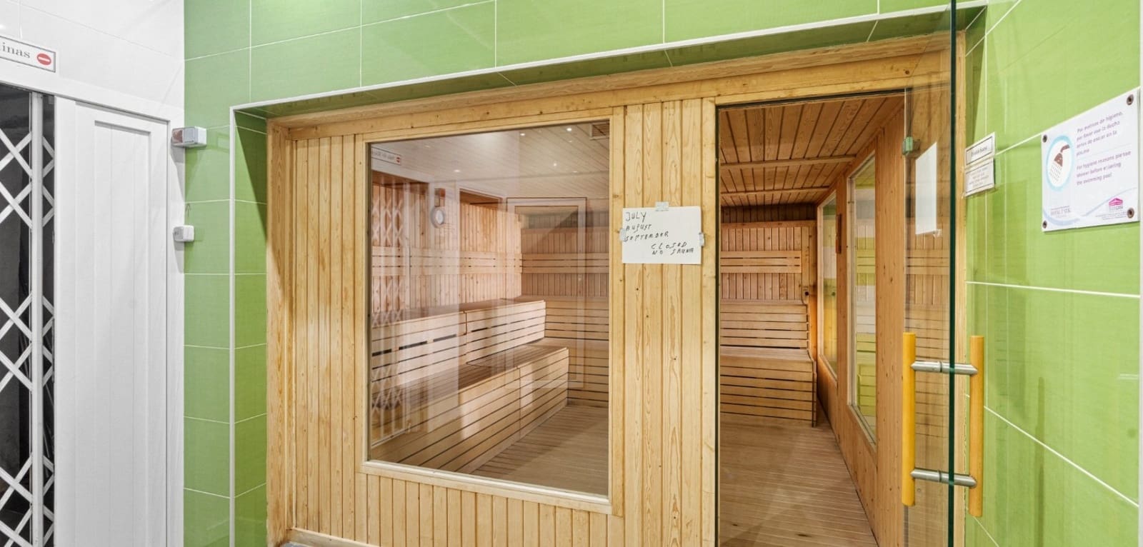 3 makuuhuone Huoneisto myytävänä paikassa Orihuela Costa mukana uima-altaan - 359 000 € (Ref: 9360271)