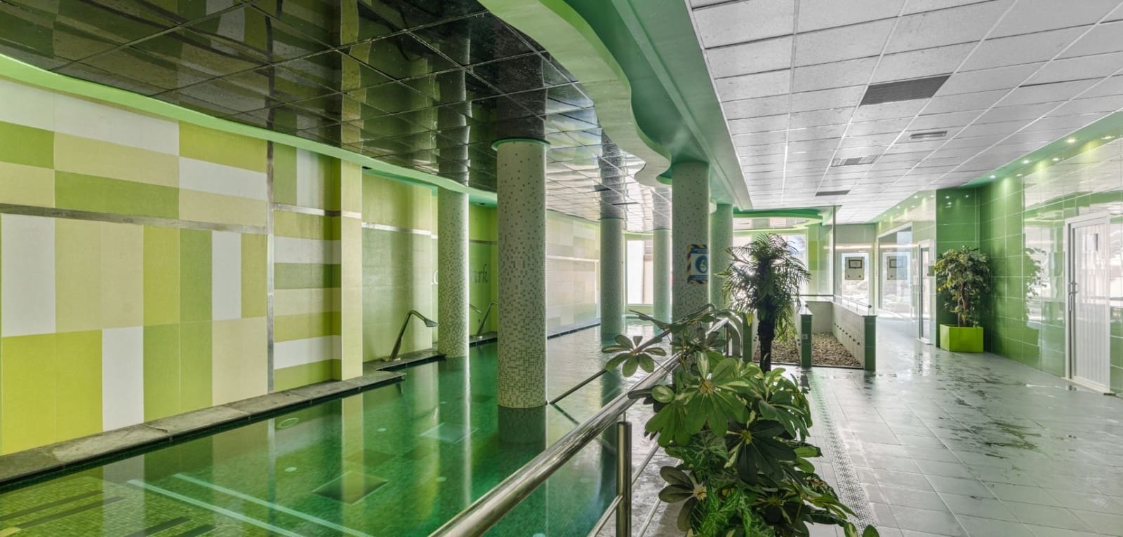 3 makuuhuone Huoneisto myytävänä paikassa Orihuela Costa mukana uima-altaan - 359 000 € (Ref: 9360271)