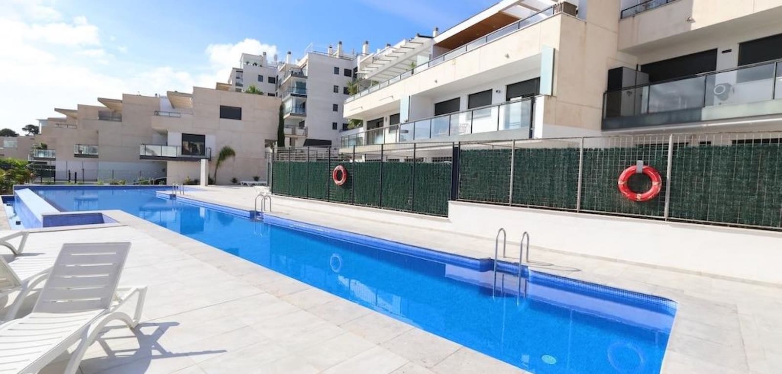 2 Zimmer Apartment zu verkaufen in Campoamor mit Pool - 229.000 € (Ref: 9363035)