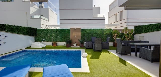 3 makuuhuone Huvila myytävänä paikassa Doña Pepa, Rojales mukana uima-altaan - 390 000 € (Ref: 9368957)