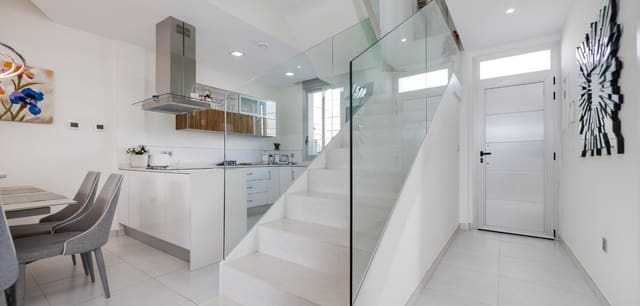 3 makuuhuone Huvila myytävänä paikassa Doña Pepa, Rojales mukana uima-altaan - 390 000 € (Ref: 9368957)