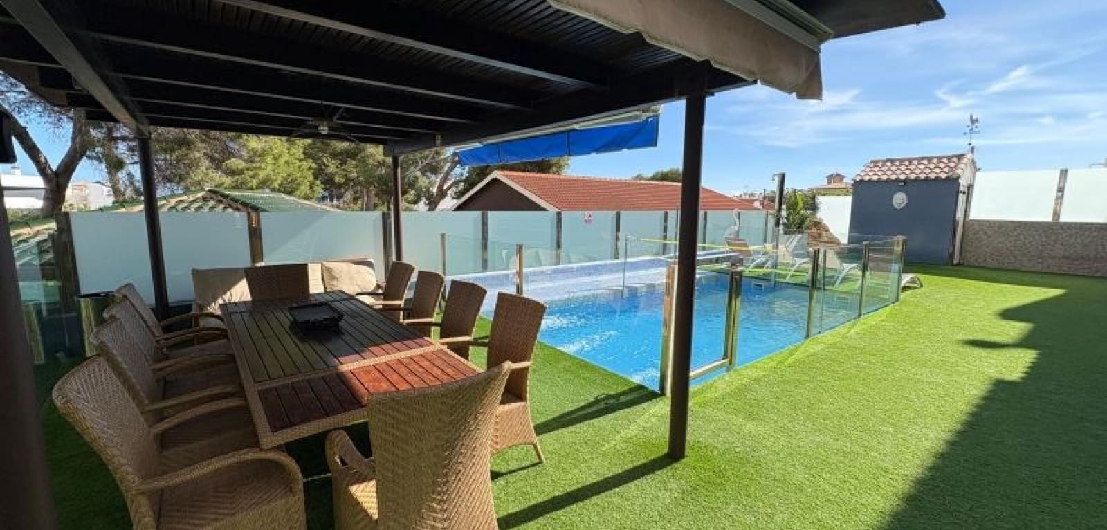 3 soveværelse Villa til salg i Orihuela Costa med swimmingpool - € 460.000 (Ref: 9368958)