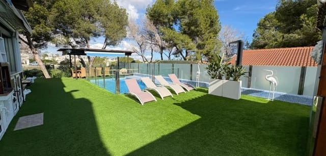 3 soveværelse Villa til salg i Playa Flamenca, Orihuela med swimmingpool - € 460.000 (Ref: 9368958)