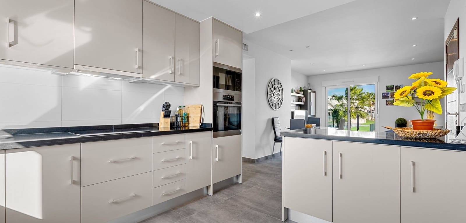 2 camera da letto Bungalow in vendita in Torrevieja con piscina - 284.000 € (Rif: 9379516)