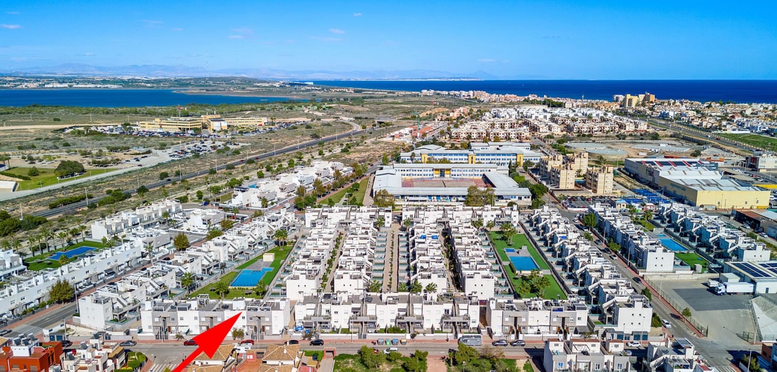 2 camera da letto Bungalow in vendita in Torrevieja con piscina - 284.000 € (Rif: 9379516)