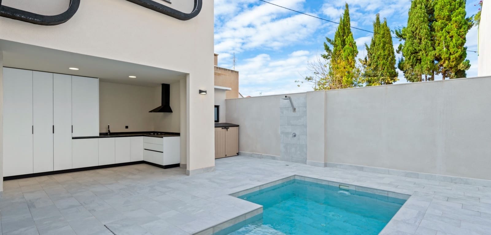 4 slaapkamer Villa te koop in Torre de la Horadada met zwembad - € 698.000 (Ref: 9383586)