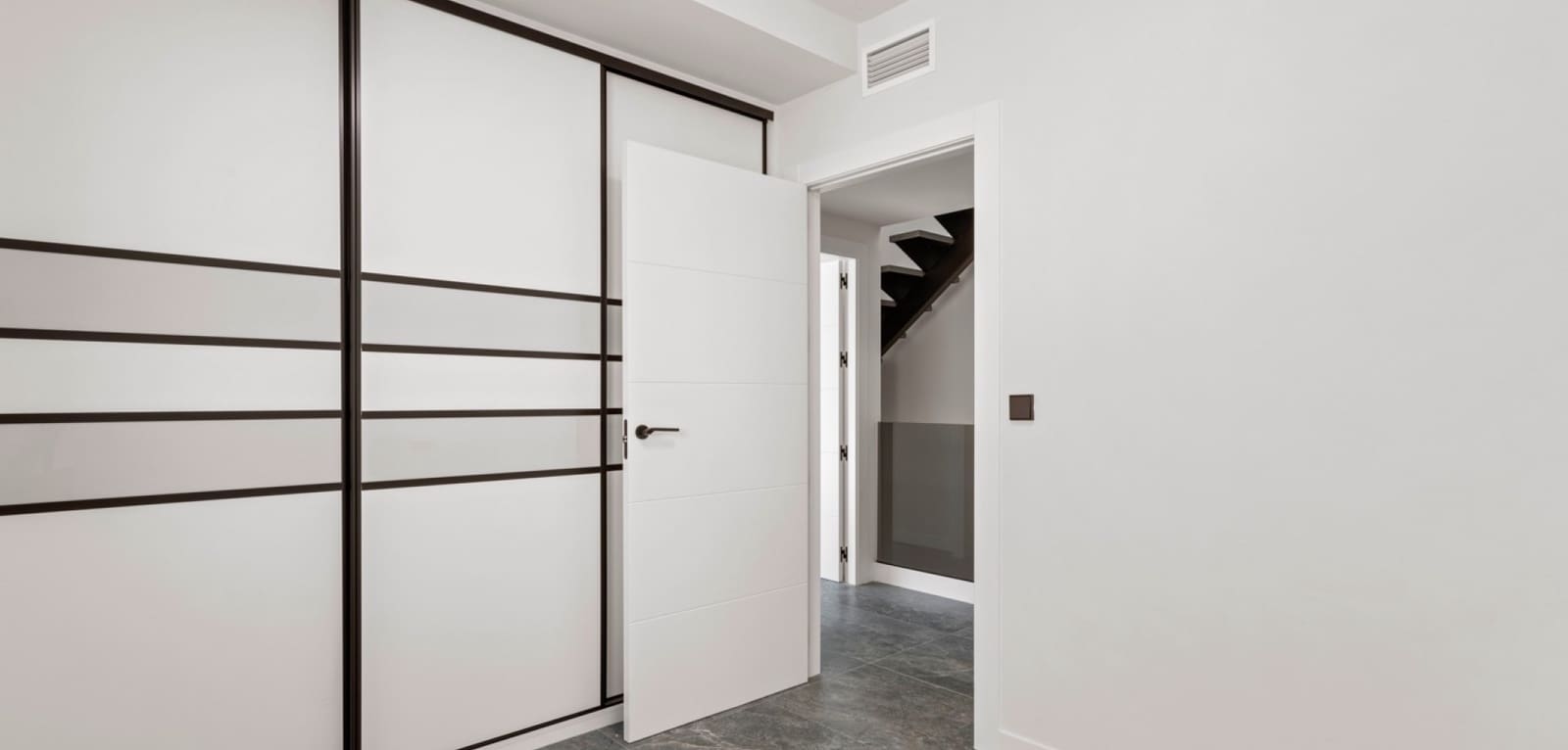 4 slaapkamer Villa te koop in Torre de la Horadada met zwembad - € 698.000 (Ref: 9383586)