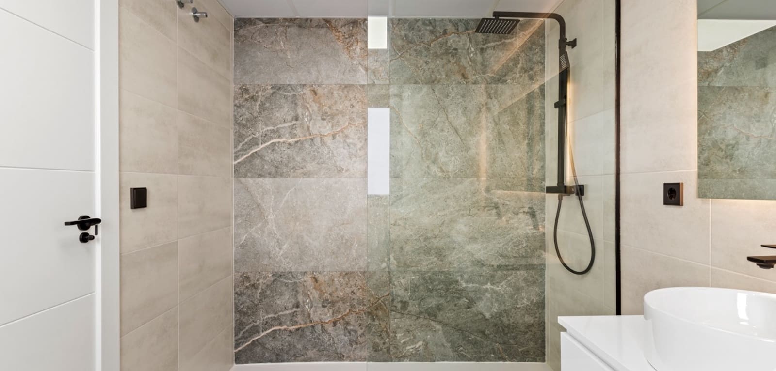 4 slaapkamer Villa te koop in Torre de la Horadada met zwembad - € 698.000 (Ref: 9383586)