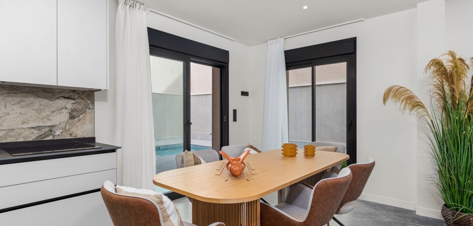 4 slaapkamer Villa te koop in Torre de la Horadada met zwembad - € 698.000 (Ref: 9383586)