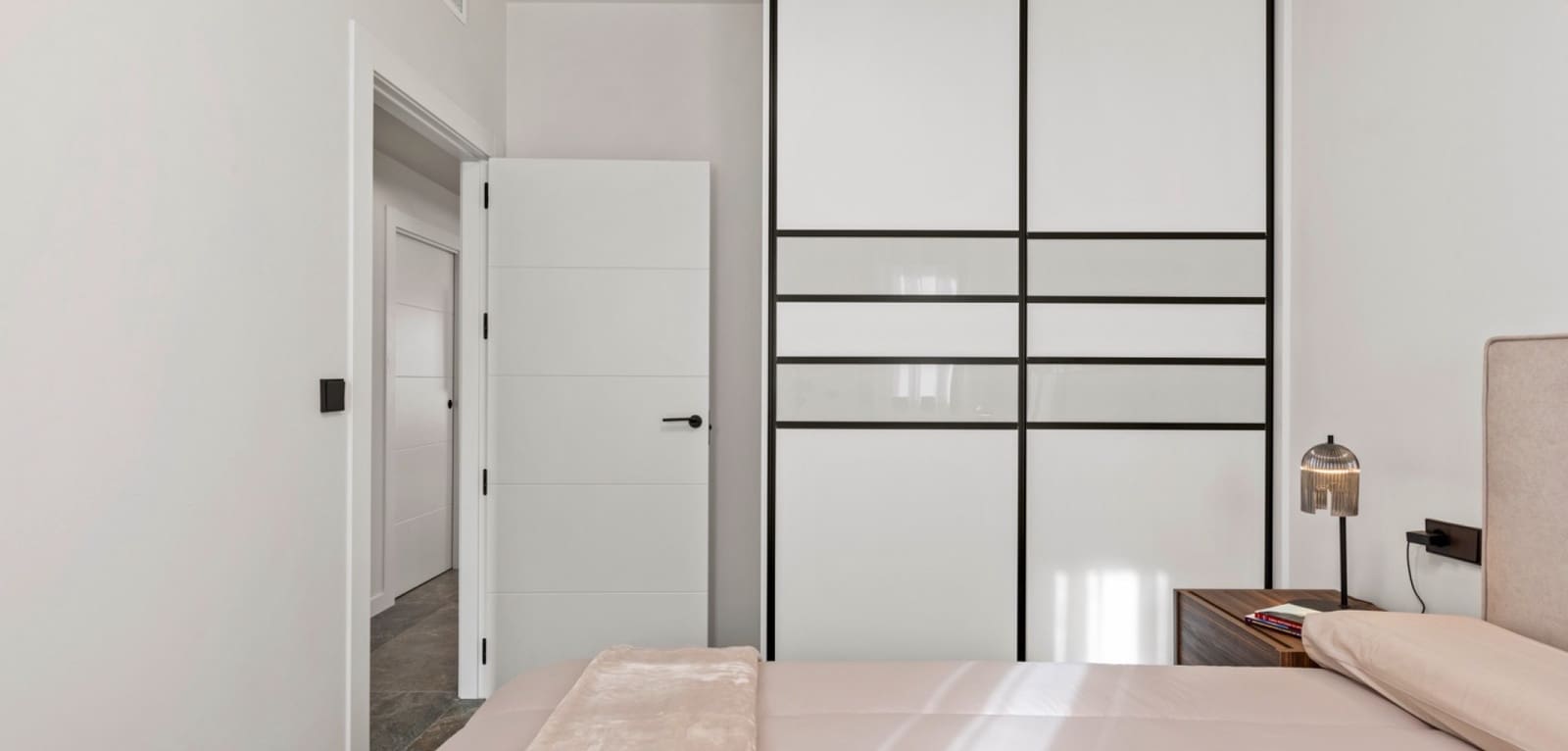 4 slaapkamer Villa te koop in Torre de la Horadada met zwembad - € 698.000 (Ref: 9383586)