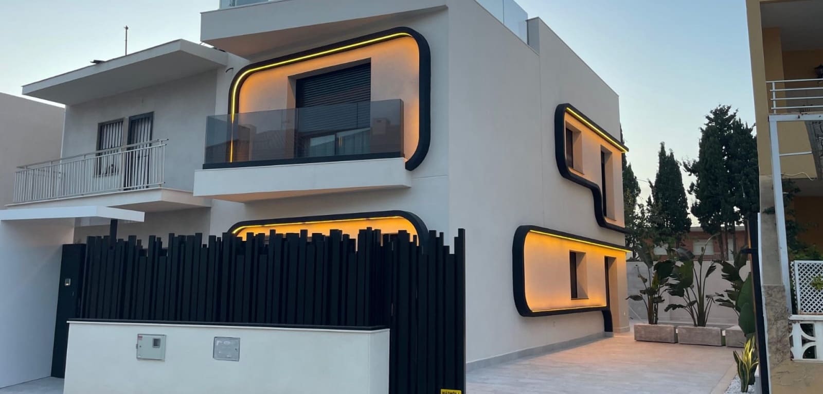 4 slaapkamer Villa te koop in Torre de la Horadada met zwembad - € 698.000 (Ref: 9383586)