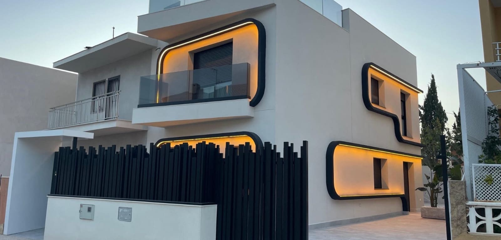 4 slaapkamer Villa te koop in Torre de la Horadada met zwembad - € 698.000 (Ref: 9383586)