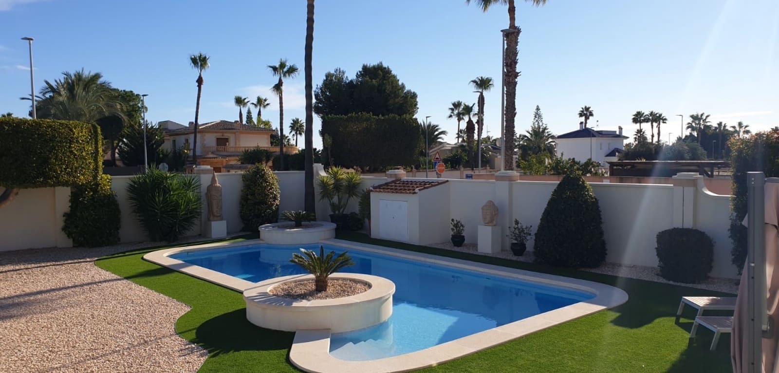 5 quarto Moradia para venda em Dona Pepa com piscina - 849 000 € (Ref: 9383591)