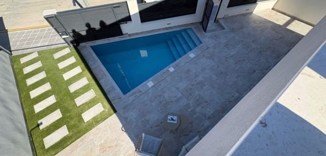 3 Zimmer Villa zu verkaufen in Pinar de Campoverde, Pilar de la Horadada - 431.500 € (Ref: 9386576)