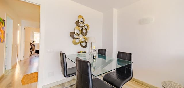 3 makuuhuone Huoneisto myytävänä paikassa Playa del Cura, Torrevieja - 369 000 € (Ref: 9386579)