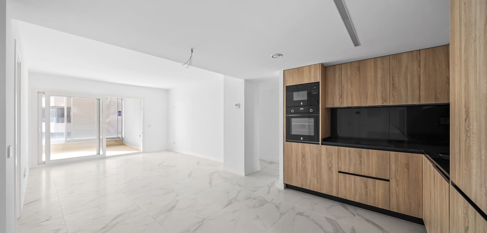 3 soveværelse Lejlighed til salg i Punta Prima med swimmingpool - € 599.000 (Ref: 9388219)