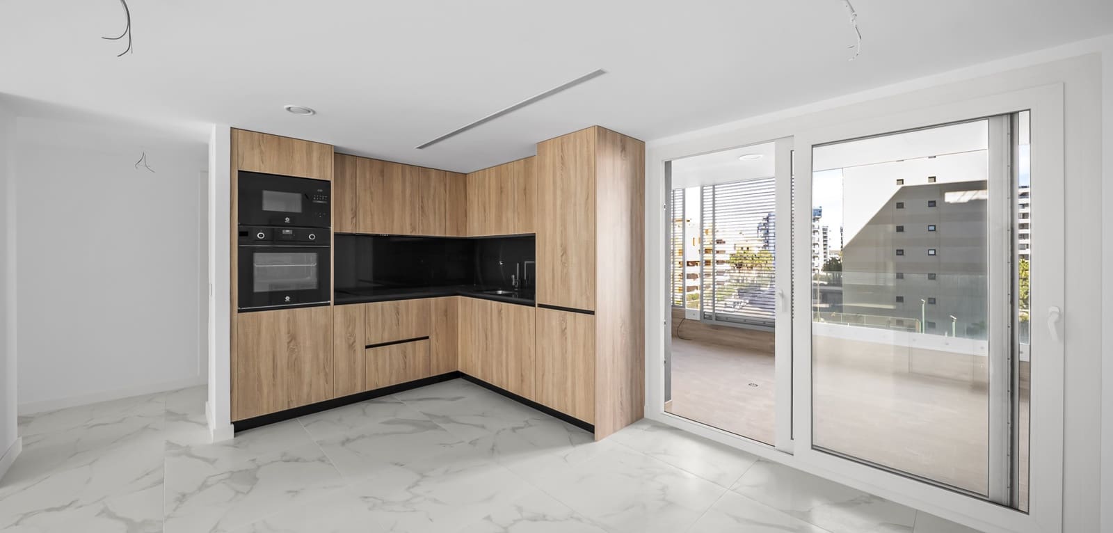 3 soveværelse Lejlighed til salg i Punta Prima med swimmingpool - € 599.000 (Ref: 9388219)