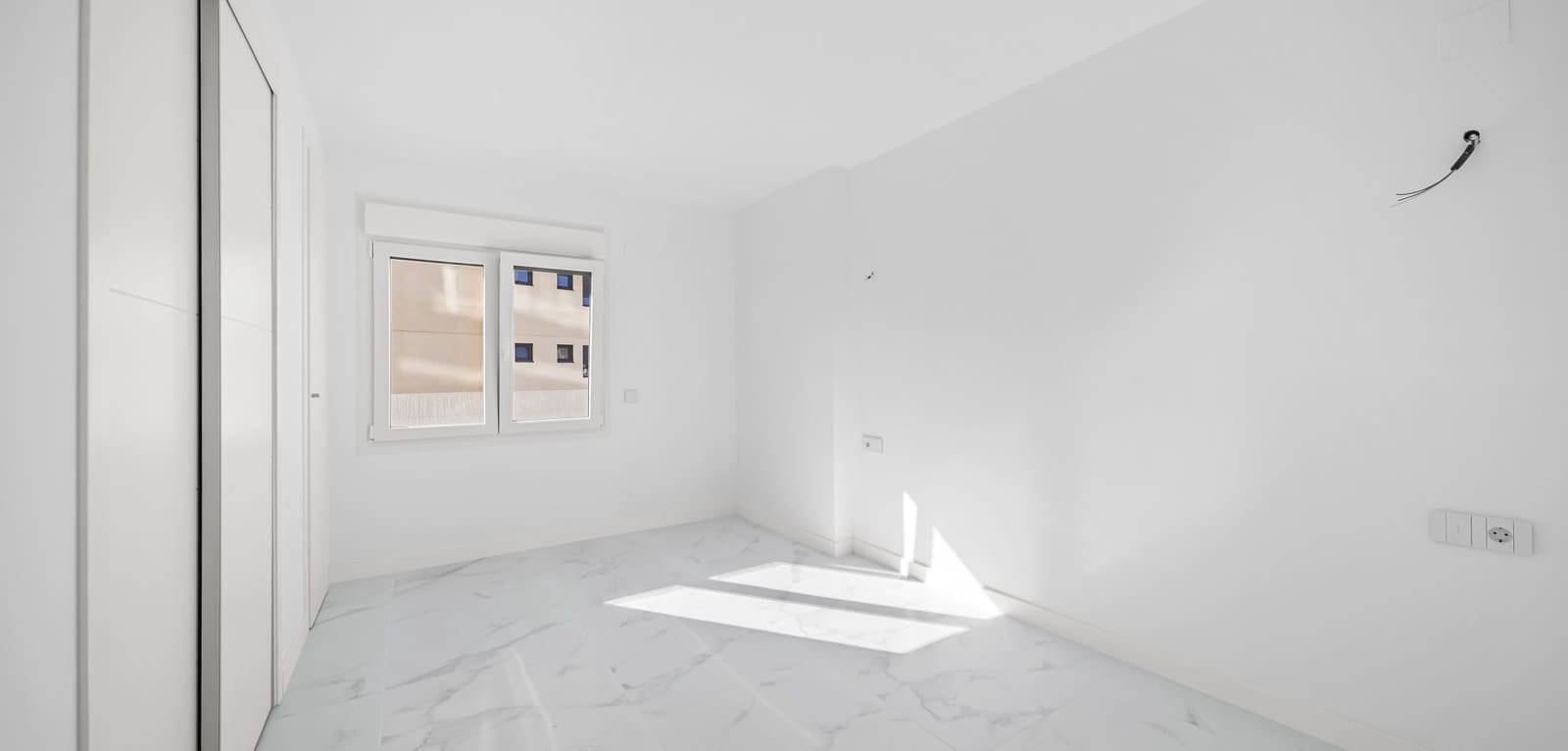 3 soveværelse Lejlighed til salg i Punta Prima med swimmingpool - € 599.000 (Ref: 9388219)