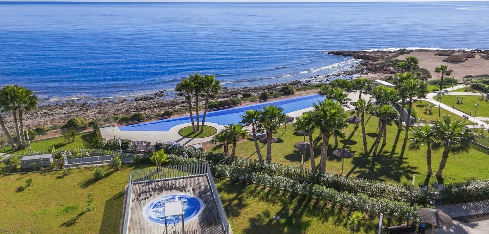 3 soveværelse Lejlighed til salg i Punta Prima med swimmingpool - € 599.000 (Ref: 9388219)